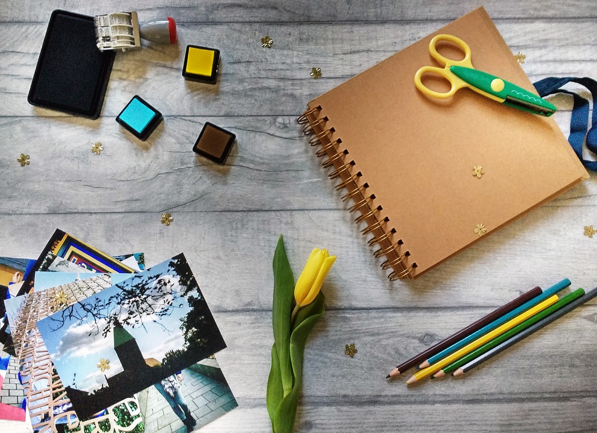 Scrapbook accessories